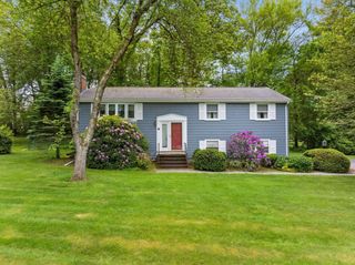 16 Fencourt, Canton, MA 02021