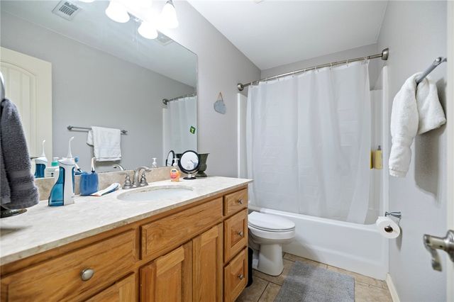 1407 Spruce Street, Pea Ridge, AR 72751