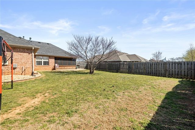 1407 Spruce Street, Pea Ridge, AR 72751