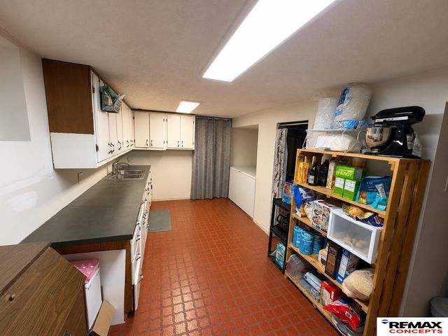 631 Capitol Beach Boulevard, Lincoln, NE 68528