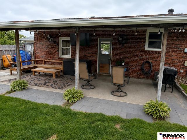 631 Capitol Beach Boulevard, Lincoln, NE 68528