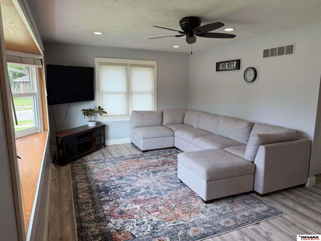 631 Capitol Beach Boulevard, Lincoln, NE 68528