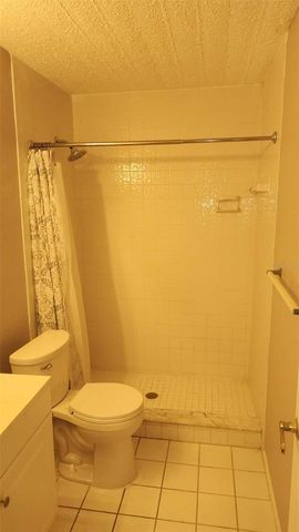 5508 POKEWEED COURT 146, Tampa, FL 33617