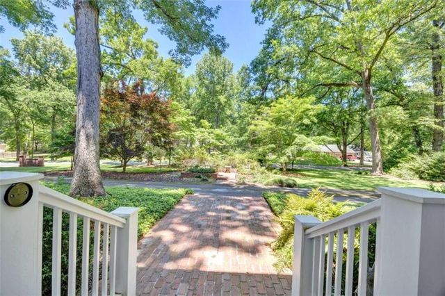 103 Gabriel Way, Social Circle, GA 30025