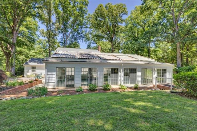 103 Gabriel Way, Social Circle, GA 30025
