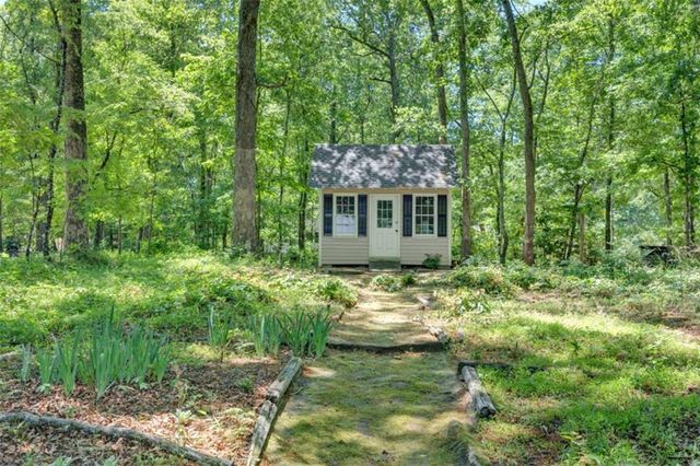 103 Gabriel Way, Social Circle, GA 30025