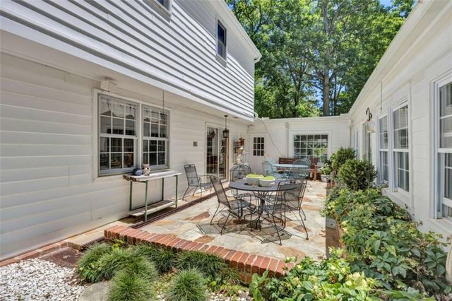 103 Gabriel Way, Social Circle, GA 30025