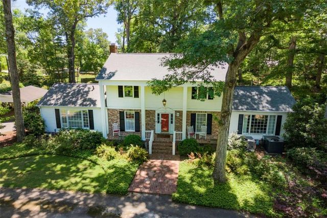 103 Gabriel Way, Social Circle, GA 30025