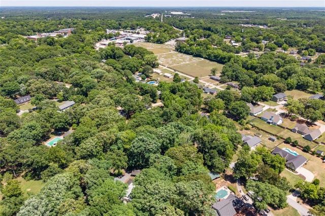 103 Gabriel Way, Social Circle, GA 30025