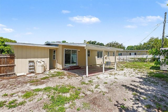 6515 3RD STREET COURT W, Bradenton, FL 34207