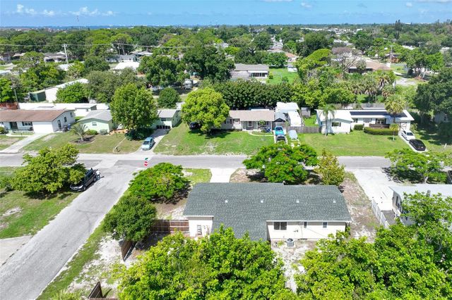 6515 3RD STREET COURT W, Bradenton, FL 34207