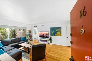 1330 N Crescent Heights Boulevard 16, West Hollywood, CA 90046