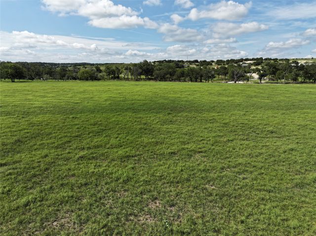 000 John Deere Road, Burnet, TX 78611