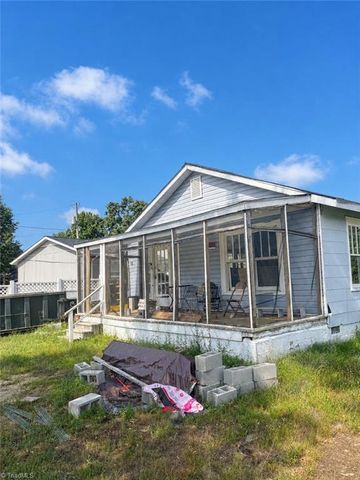 1203 Valley View Street, Greensboro, NC 27405