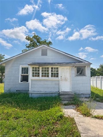 1203 Valley View Street, Greensboro, NC 27405