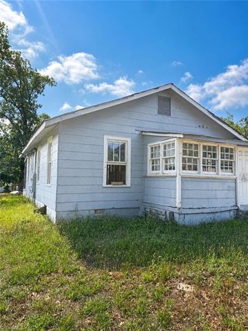 1203 Valley View Street, Greensboro, NC 27405