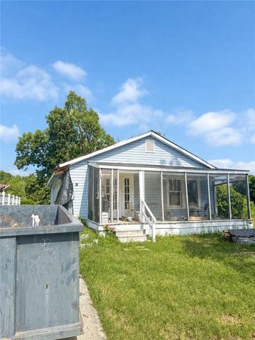 1203 Valley View Street, Greensboro, NC 27405
