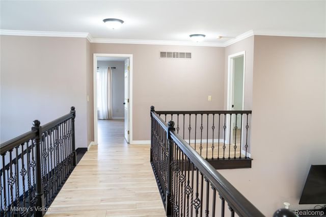 54473 Flamingo Drive, Shelby Charter Township, MI 48315