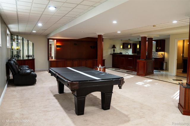 54473 Flamingo Drive, Shelby Charter Township, MI 48315