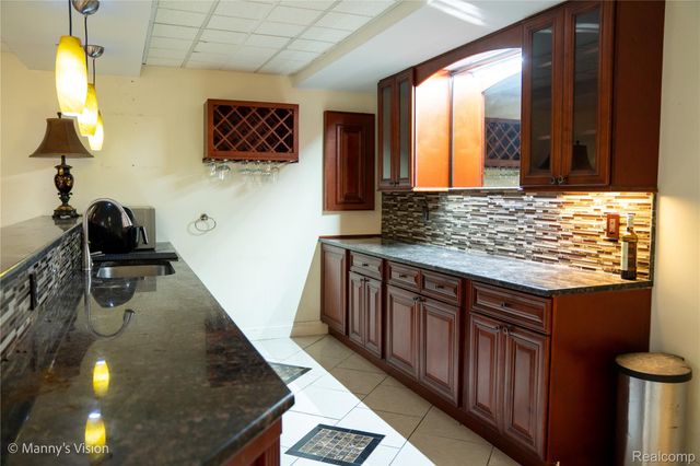 54473 Flamingo Drive, Shelby Charter Township, MI 48315