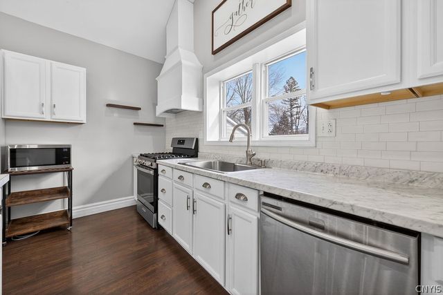 110 Jefferson Street, Schroeppel, NY 13135