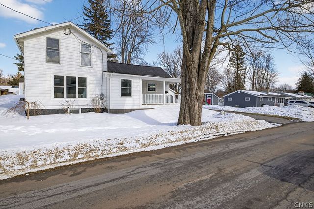 110 Jefferson Street, Schroeppel, NY 13135