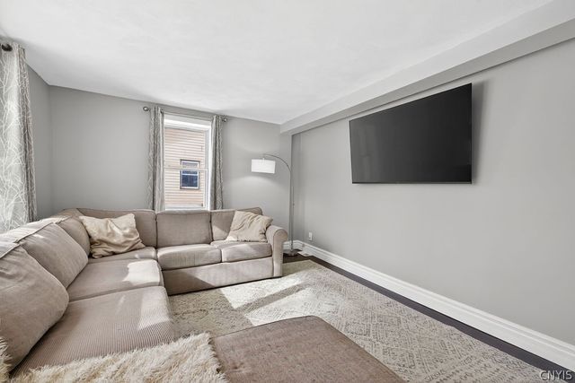 110 Jefferson Street, Schroeppel, NY 13135