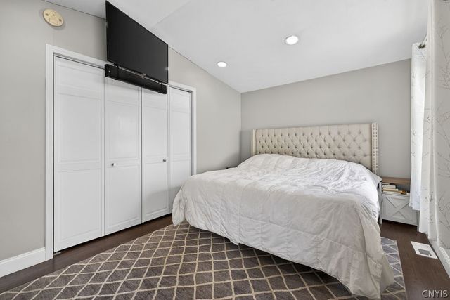 110 Jefferson Street, Schroeppel, NY 13135