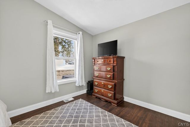 110 Jefferson Street, Schroeppel, NY 13135