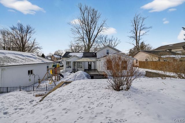 110 Jefferson Street, Schroeppel, NY 13135