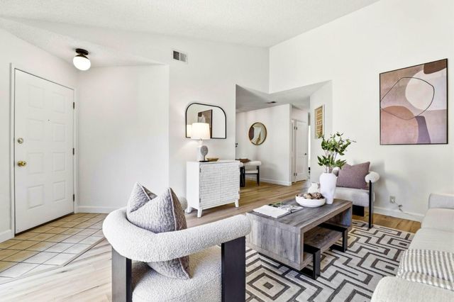 1066 Cedar Gables Drive, San Jose, CA 95118