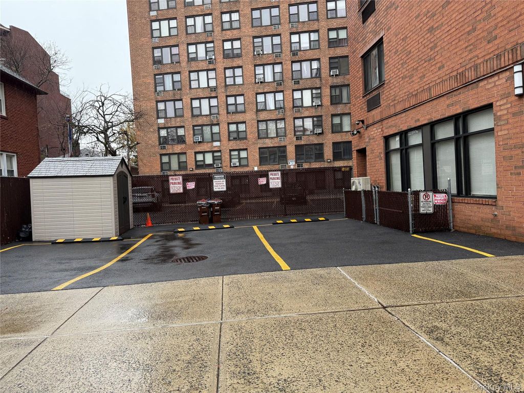1600 Parkview Avenue 1C, Bronx, NY 10461 — photo 3