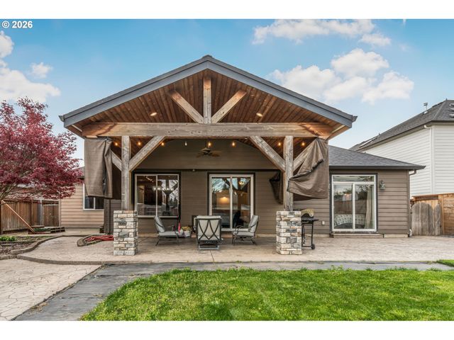 221 E 16TH St, Lafayette, OR 97127