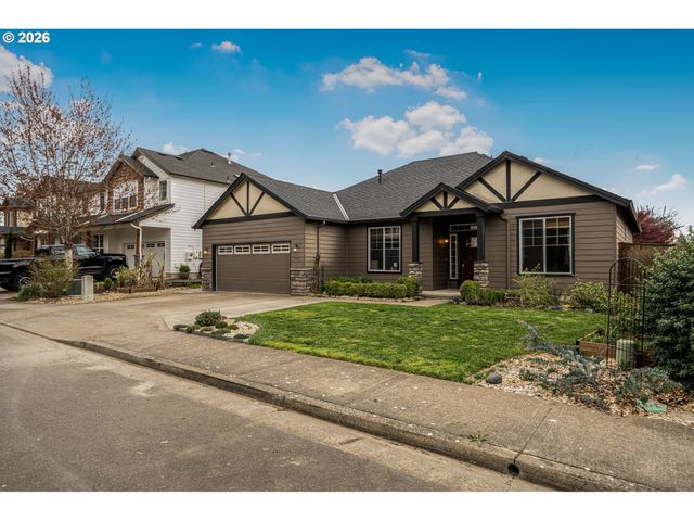 221 E 16TH St, Lafayette, OR 97127