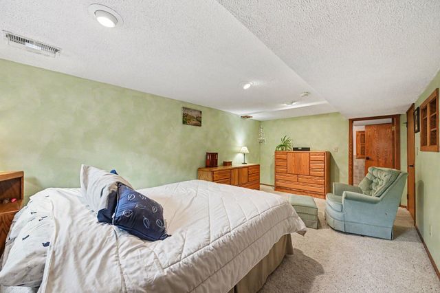 11221 Arrowhead Street NW, Coon Rapids, MN 55433