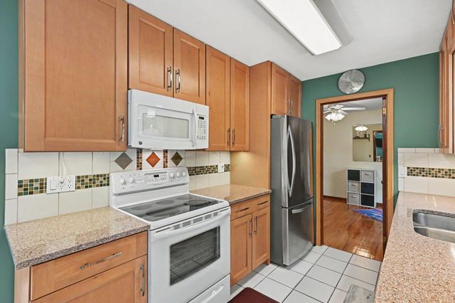 11221 Arrowhead Street NW, Coon Rapids, MN 55433