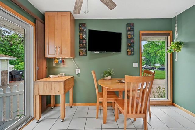 11221 Arrowhead Street NW, Coon Rapids, MN 55433