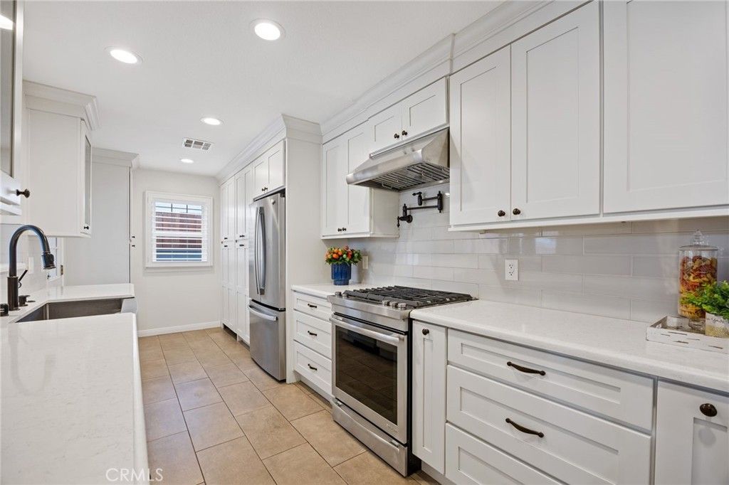 6459 Aldea Avenue, Lake Balboa, CA 91406 — photo 3