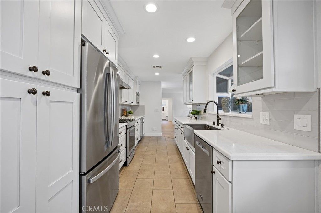 6459 Aldea Avenue, Lake Balboa, CA 91406 — photo 4