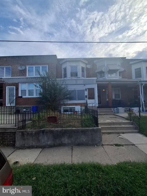 2627 S 73RD ST, Philadelphia, PA 19153