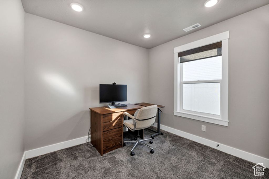 Image 16 of property listing at 967 W 820 N, Tremonton, UT 84337