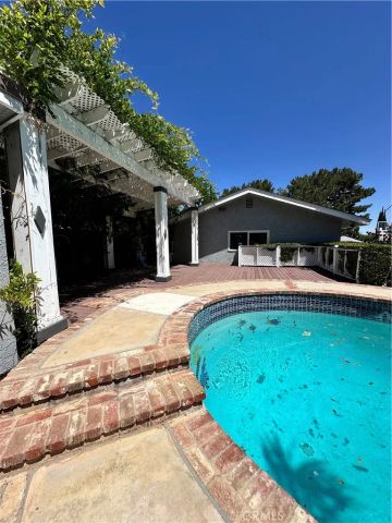 4761 W Avenue North, Quartz Hill, CA 93536