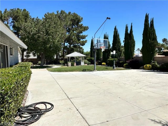 4761 W Avenue North, Quartz Hill, CA 93536