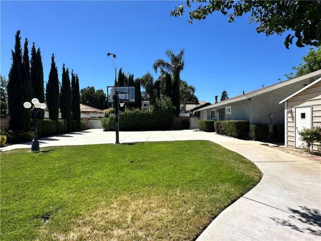 4761 W Avenue North, Quartz Hill, CA 93536