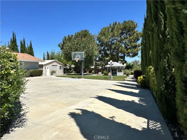 4761 W Avenue North, Quartz Hill, CA 93536