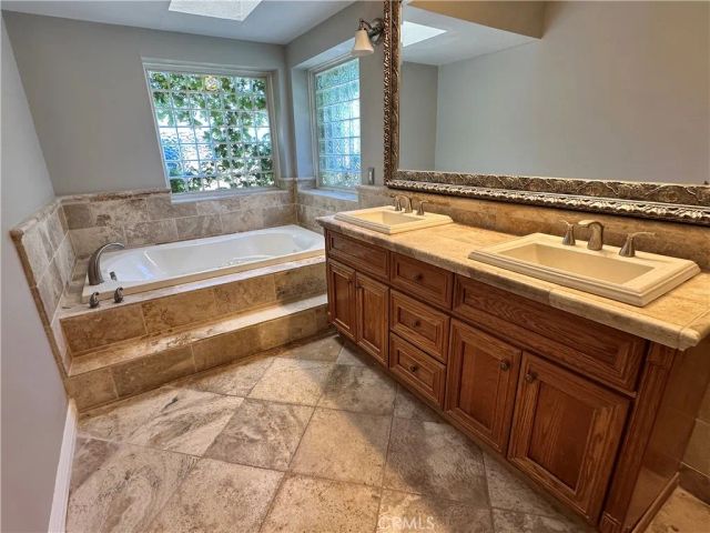 4761 W Avenue North, Quartz Hill, CA 93536
