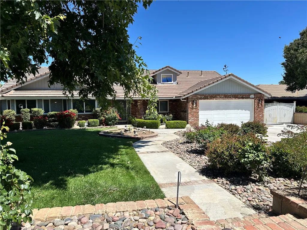 4761 W Avenue North, Quartz Hill, CA 93536