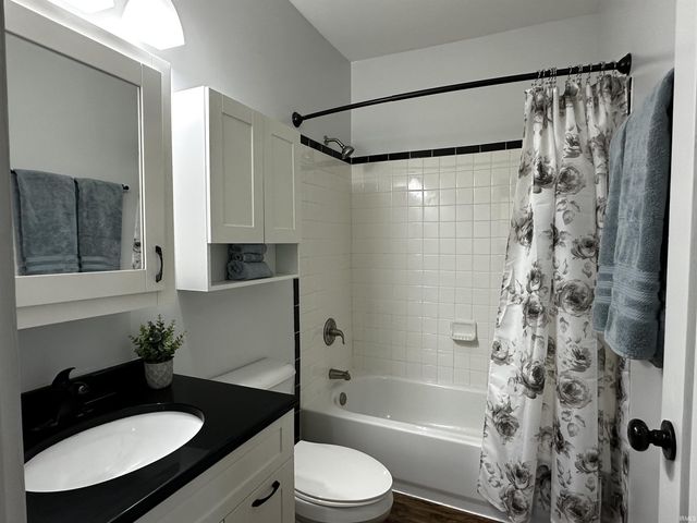 1001 S Rogers Street, Bloomington, IN 47403