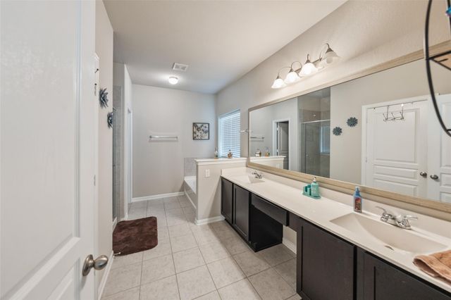 15439 Aberdeen Wood Drive, Humble, TX 77346