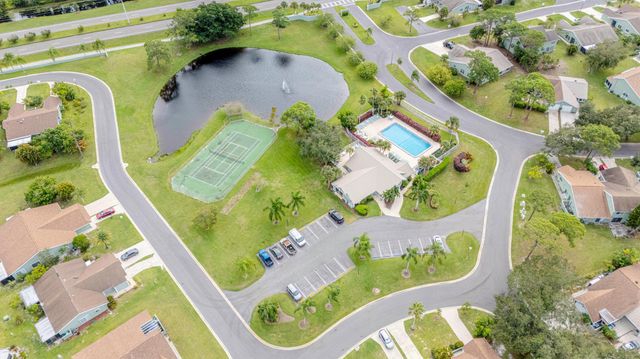 1437 SE Rivergreen Circle, Port St Lucie, FL 34952